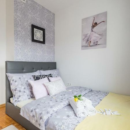 Blue Sky Apartment Warschau Exterior foto