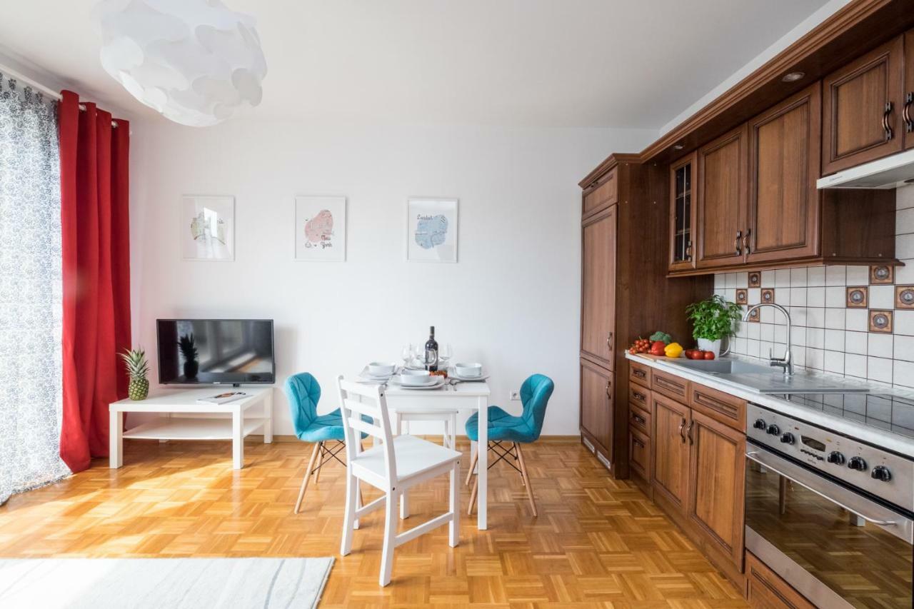 Blue Sky Apartment Warschau Exterior foto